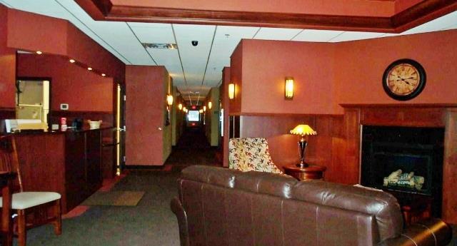 Americas Best Value Inn Big Lake Becker Interior photo